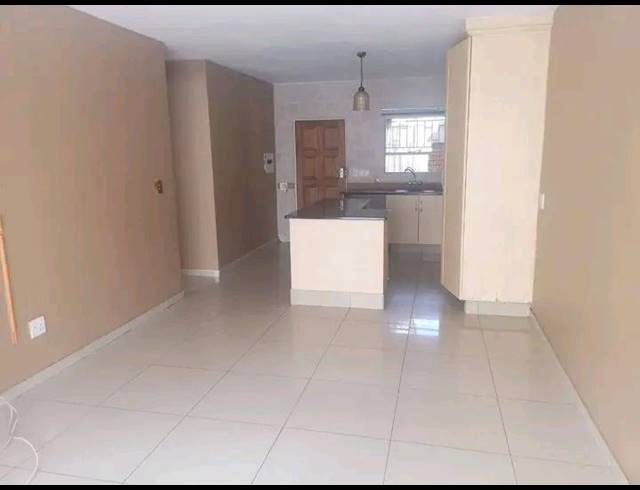 3 BEDROOM COMPLEX FOR SALE IN BOKSBURG NORTH